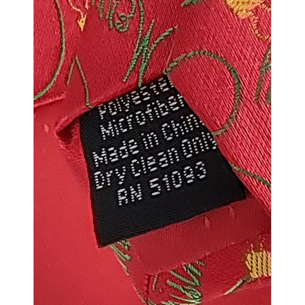Holiday Traditions Hallmark Red Merry Christmas Ornament Script‎ Silk Like Tie